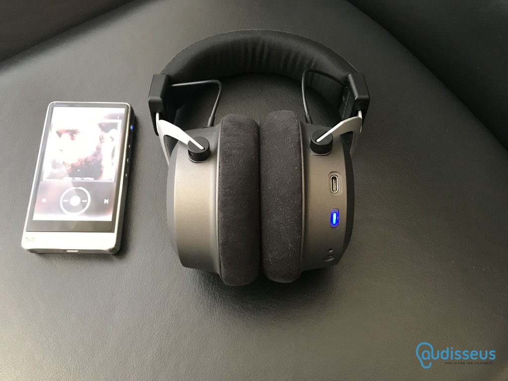 beyerdynamic Amiron wireless  / Praxistest auf www.audisseus.de / Foto: Fritz I. Schwertfeger / www.audisseus.de