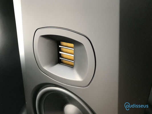Adam Audio T7V im Test auf www.audisseus.de / Bilder: Fritz I. Schwertfeger / www.audisseus.de