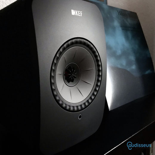 KEF LSX - Aktives Musiksystem -  Praxistest auf www.audisseus.de - Foto: Fritz I. Schwertfeger - www.audisseus.de